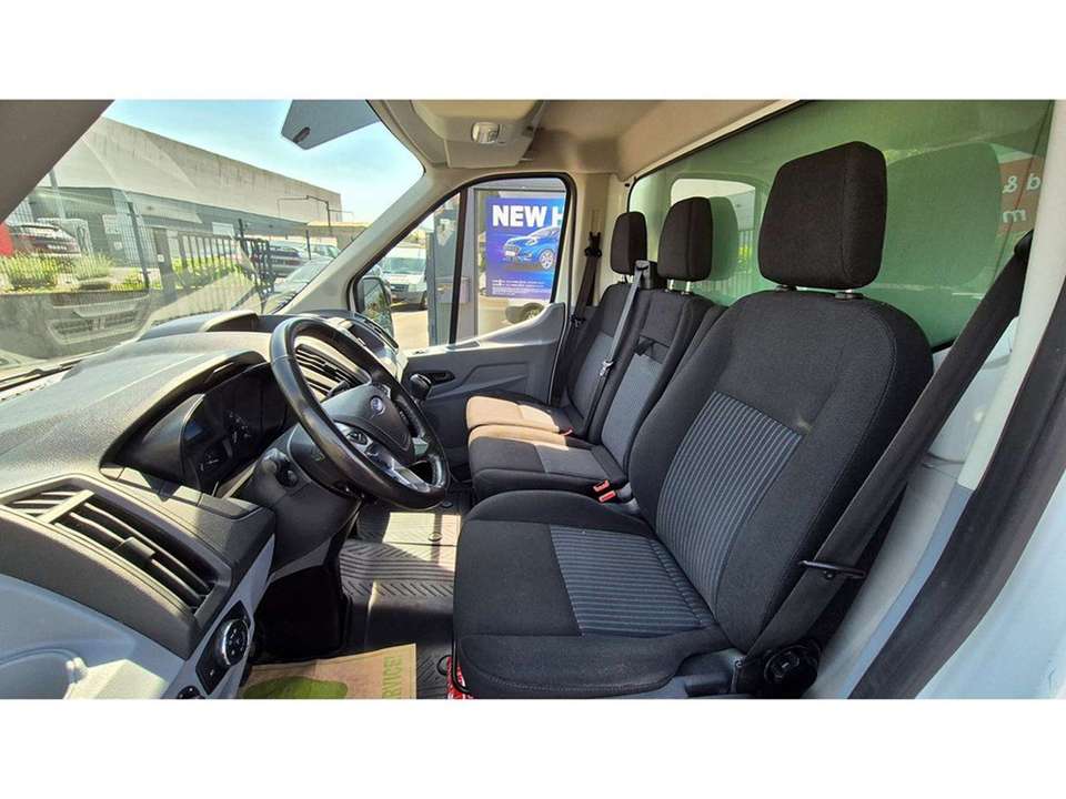 Ford E-Transit - Imagem 6