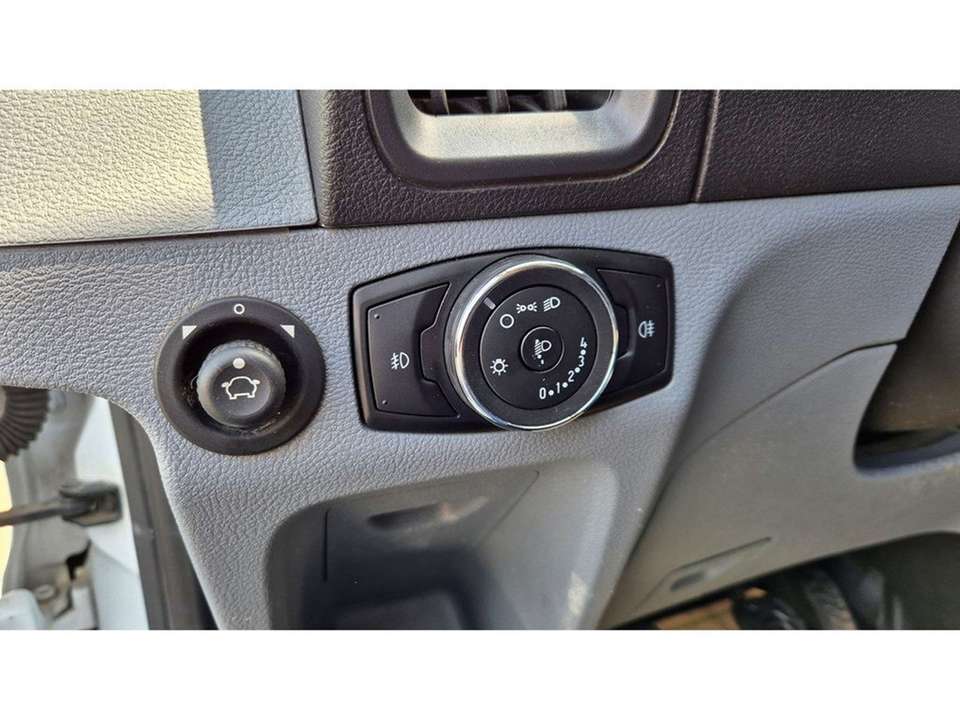 Ford E-Transit - Imagem 8