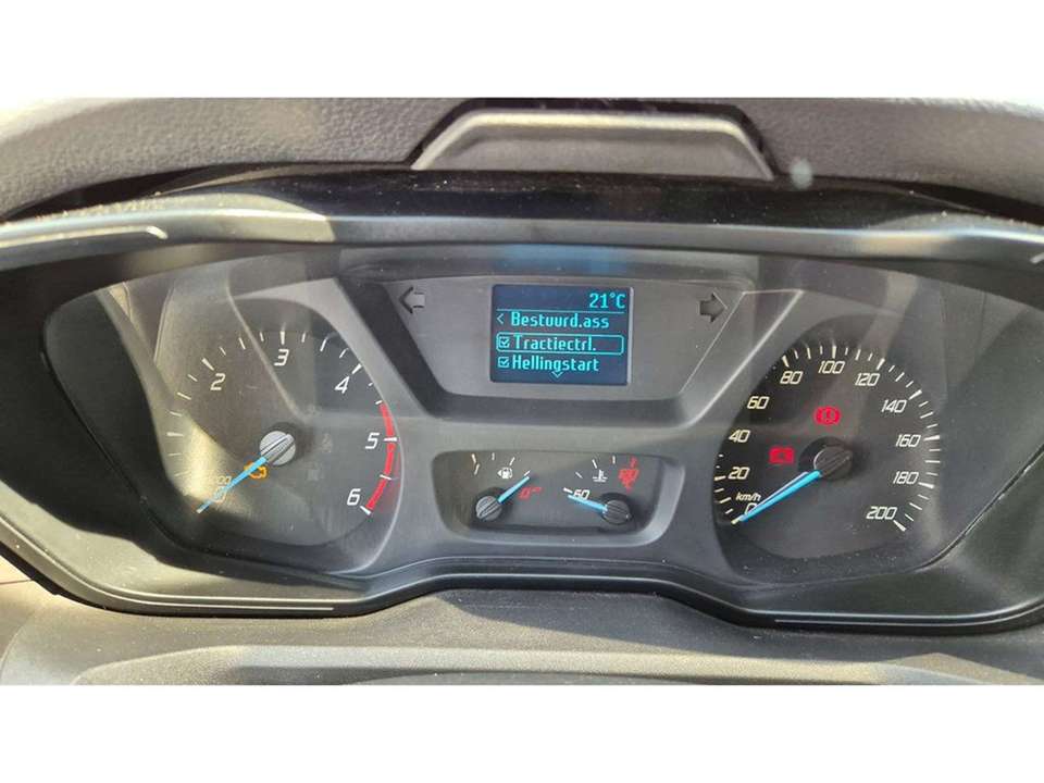 Ford E-Transit - Imagem 12