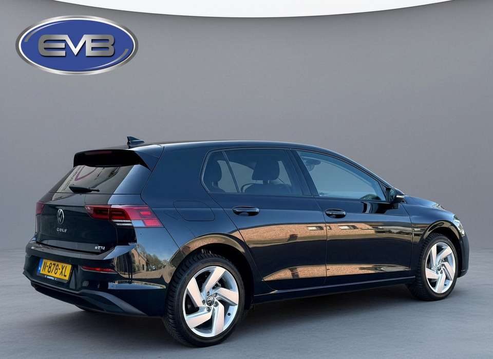 Volkswagen Golf - Imagem 3