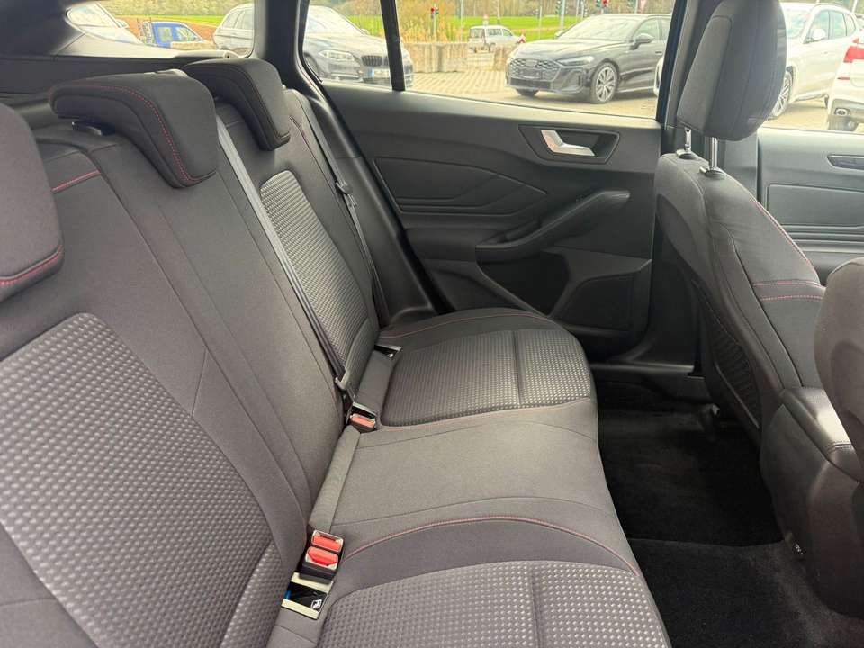 Ford Focus - Imagem 13