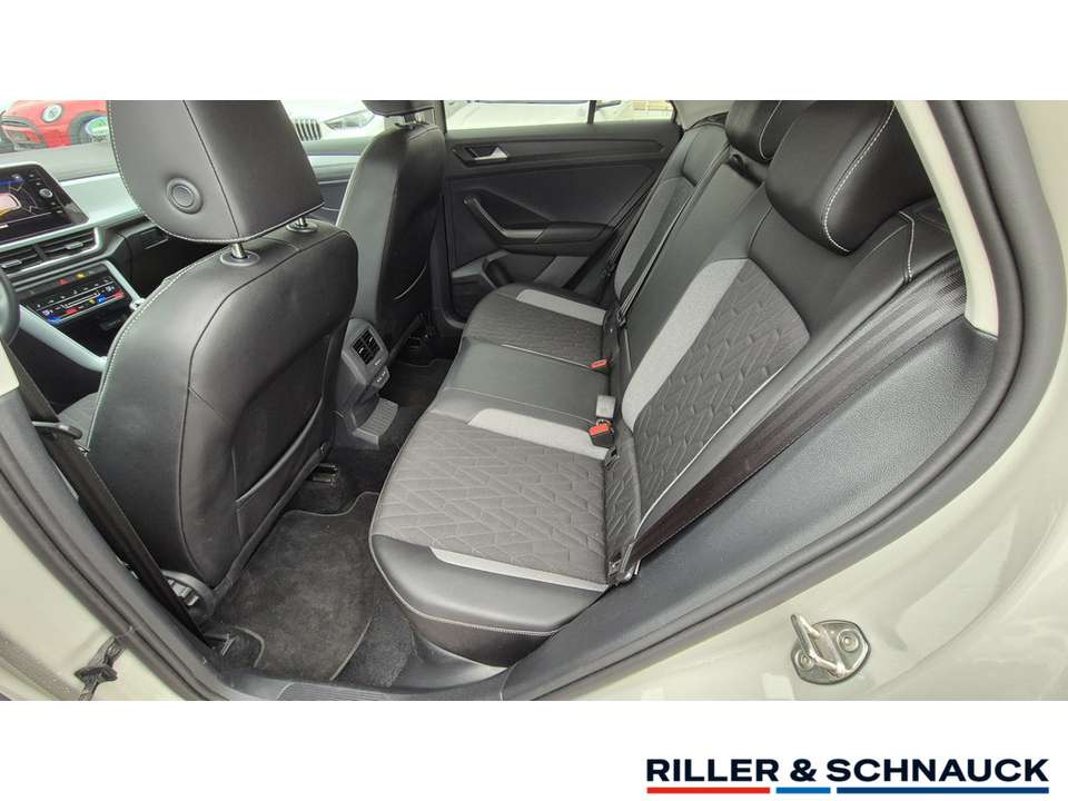 Volkswagen T-Roc - Imagem 12