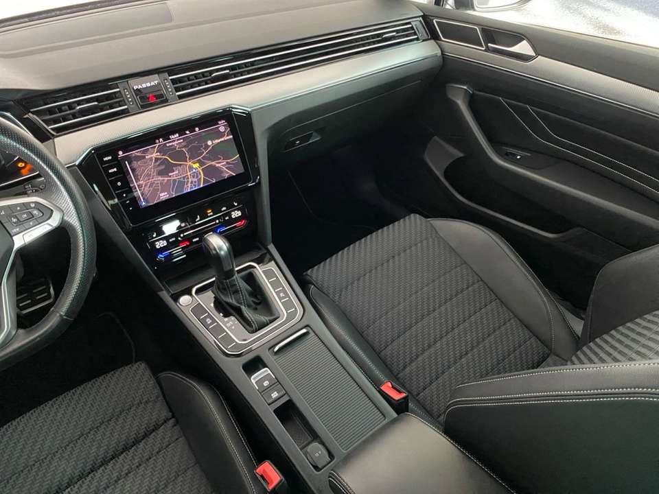 Volkswagen Passat Variant - Imagem 8