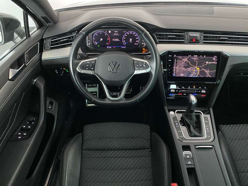 Volkswagen Passat Variant - Imagem 9