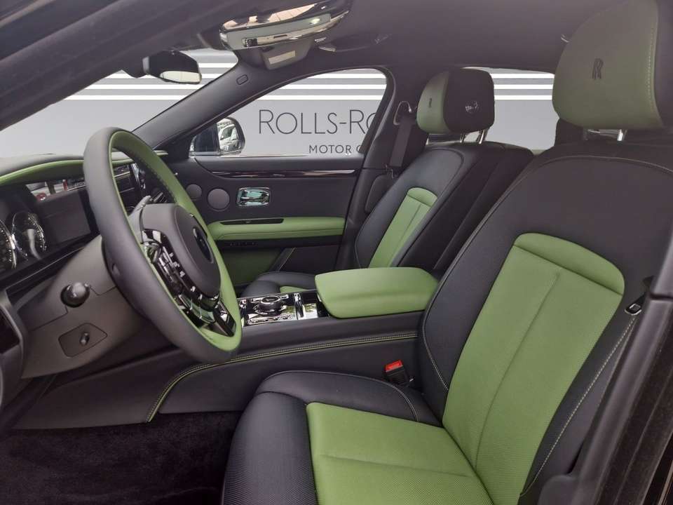 Rolls-Royce Ghost - Imagem 6