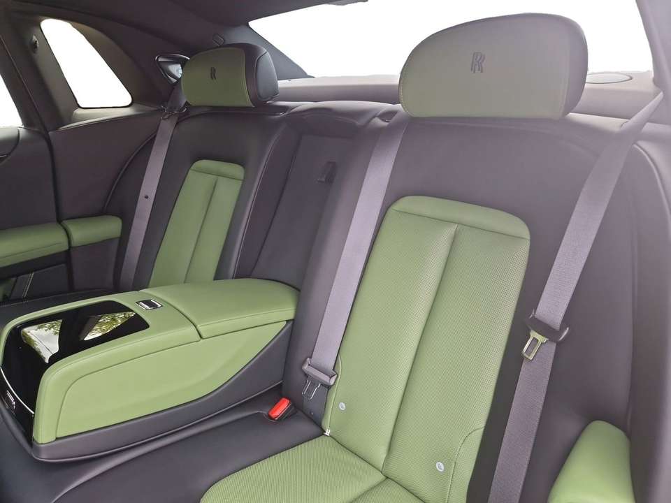 Rolls-Royce Ghost - Imagem 8
