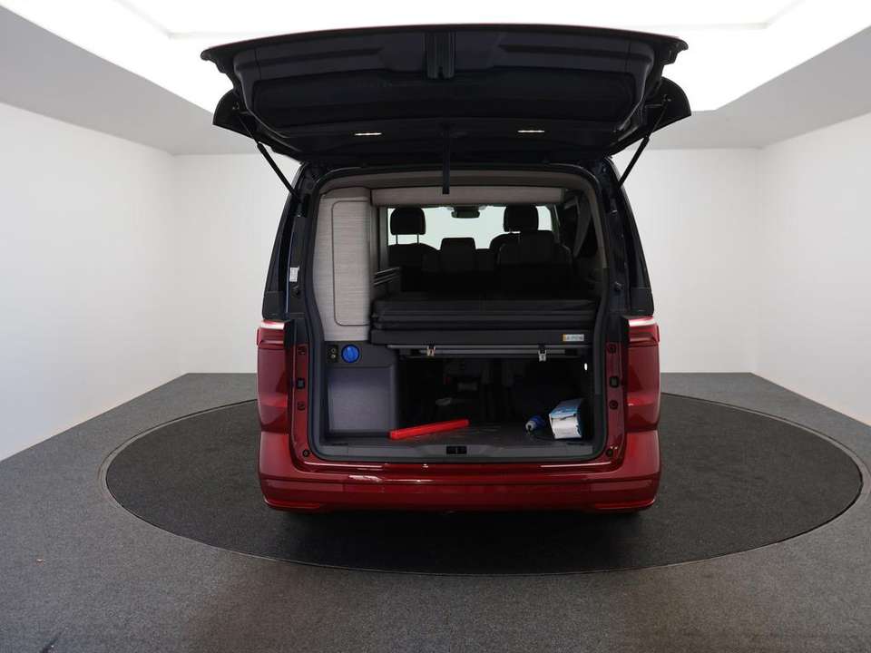 Volkswagen T7 California - Imagem 9