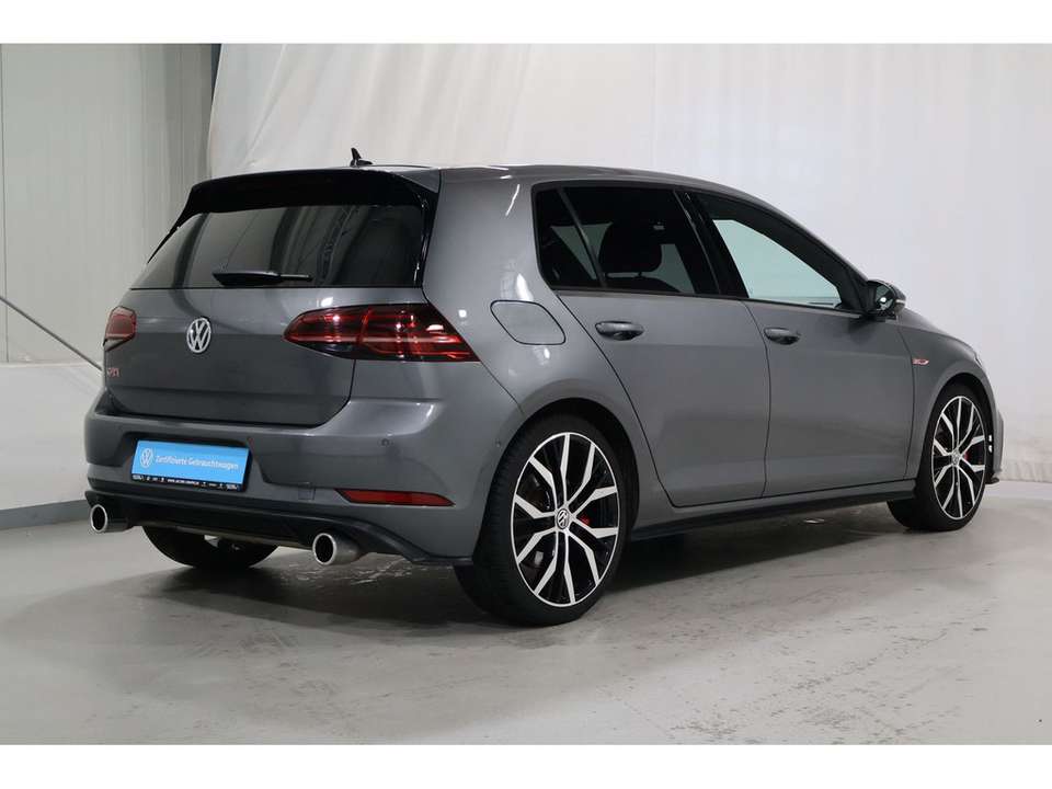 Volkswagen Golf - Imagem 3