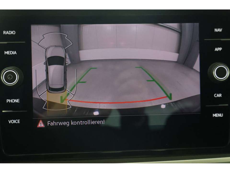 Volkswagen T-Roc - Imagem 13