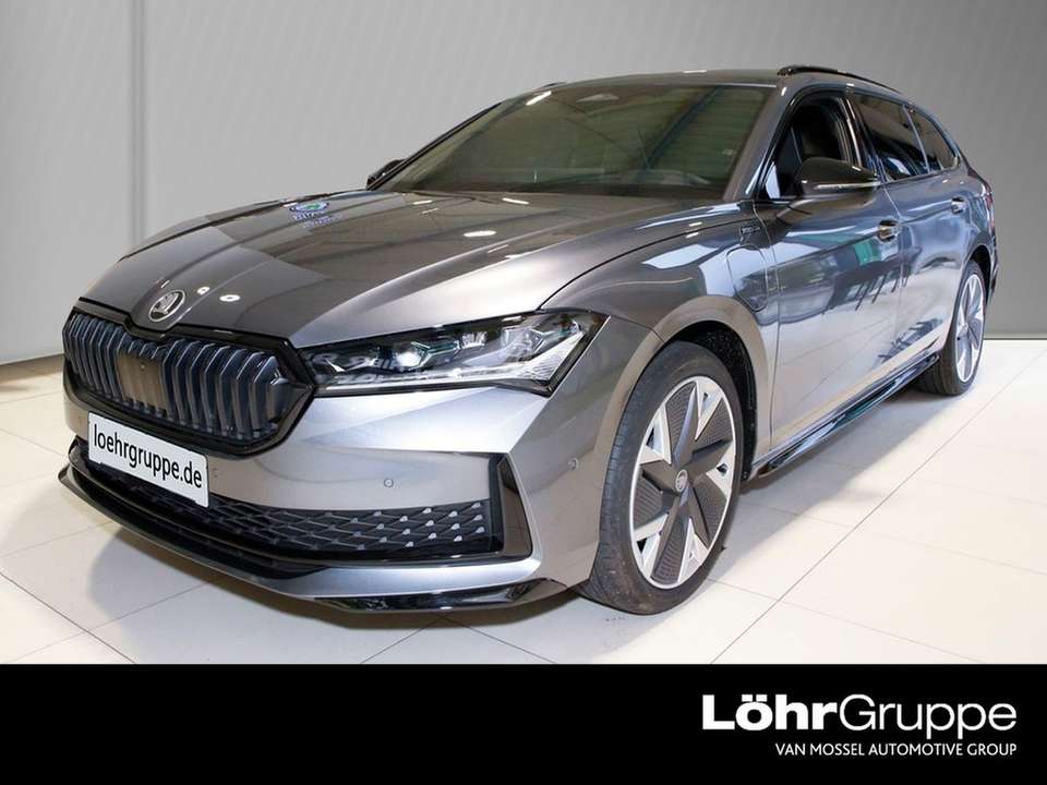 Skoda Superb - Imagem 1