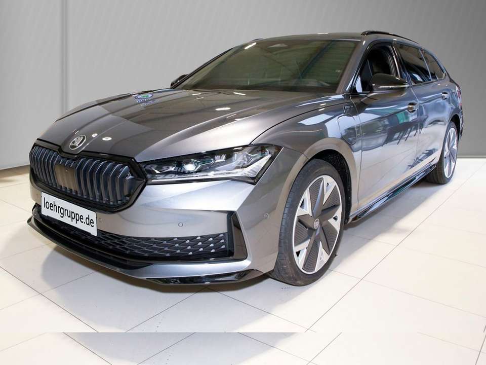 Skoda Superb - Imagem 2