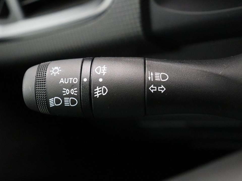 Renault Kangoo E-TECH - Imagem 10