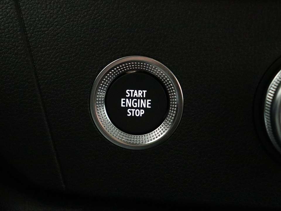 Renault Kangoo E-TECH - Imagem 13