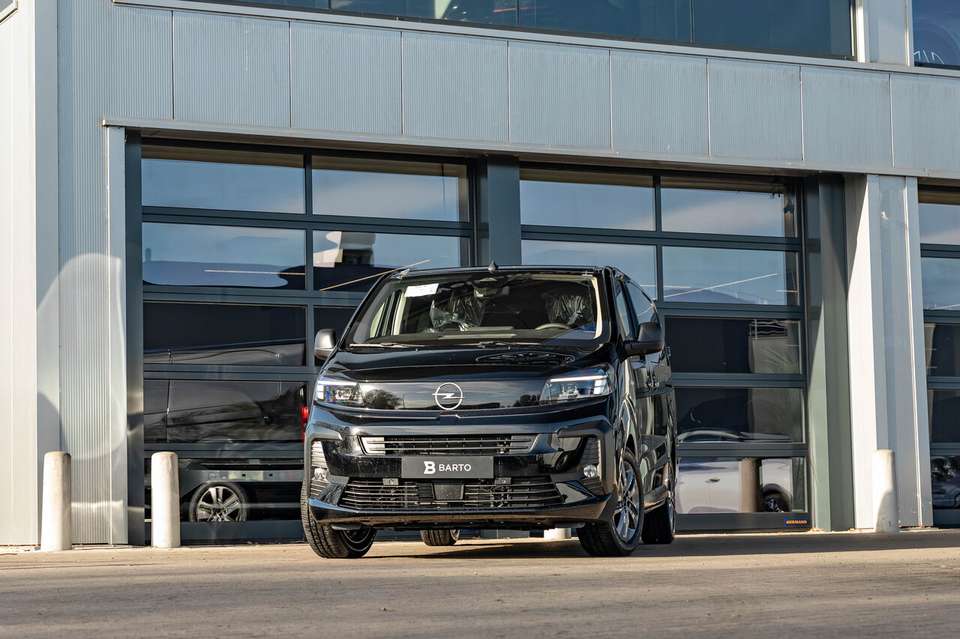 Opel Vivaro - Imagem 1
