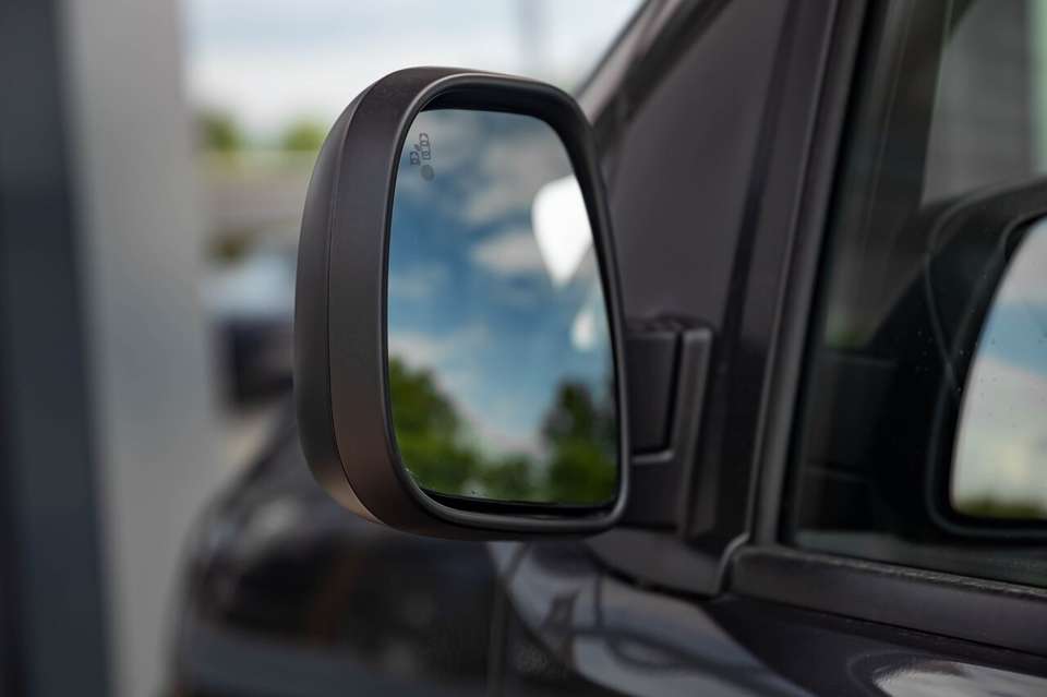 Opel Vivaro - Imagem 10