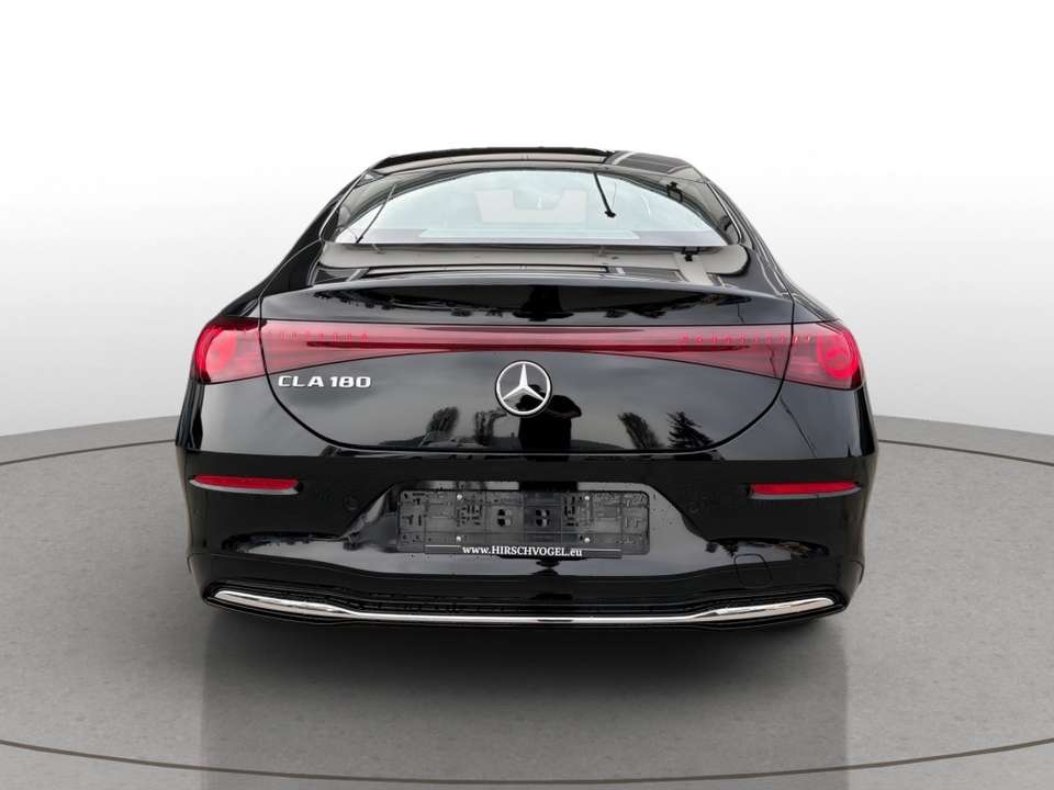 Mercedes-Benz CLA 180 - Imagem 6