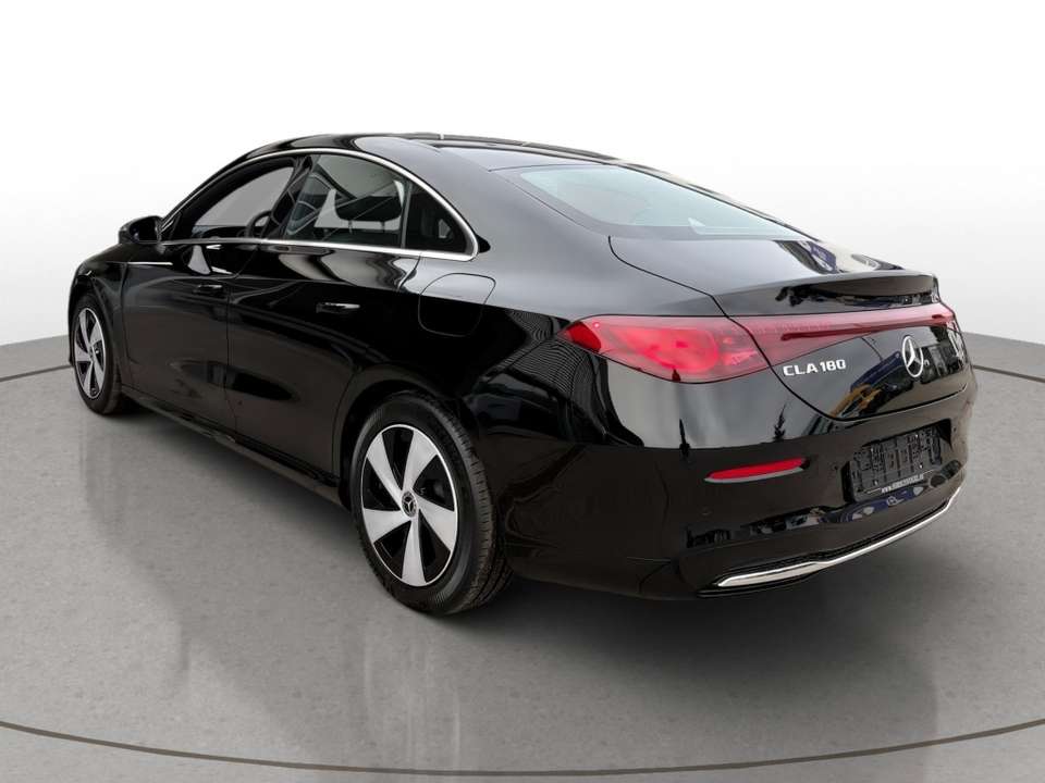 Mercedes-Benz CLA 180 - Imagem 7