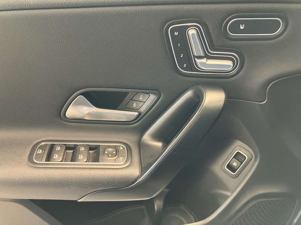 Mercedes-Benz CLA 250 - Imagem 14