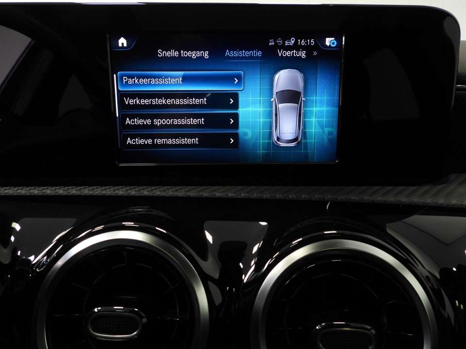 Mercedes-Benz A 250 - Imagem 13