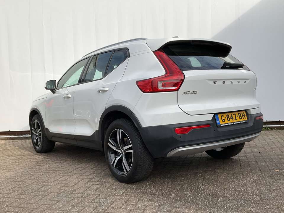 Volvo XC40 - Imagem 2