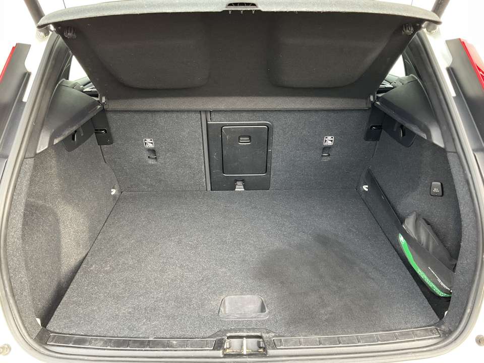 Volvo XC40 - Imagem 16