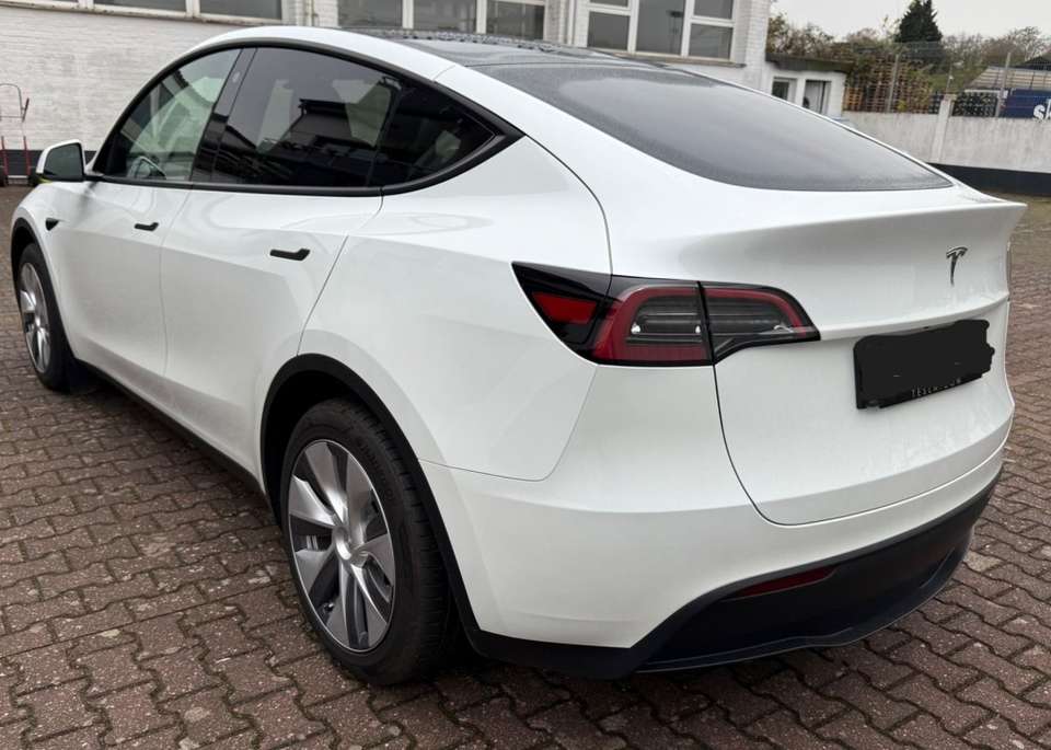 Tesla Model Y - Imagem 8