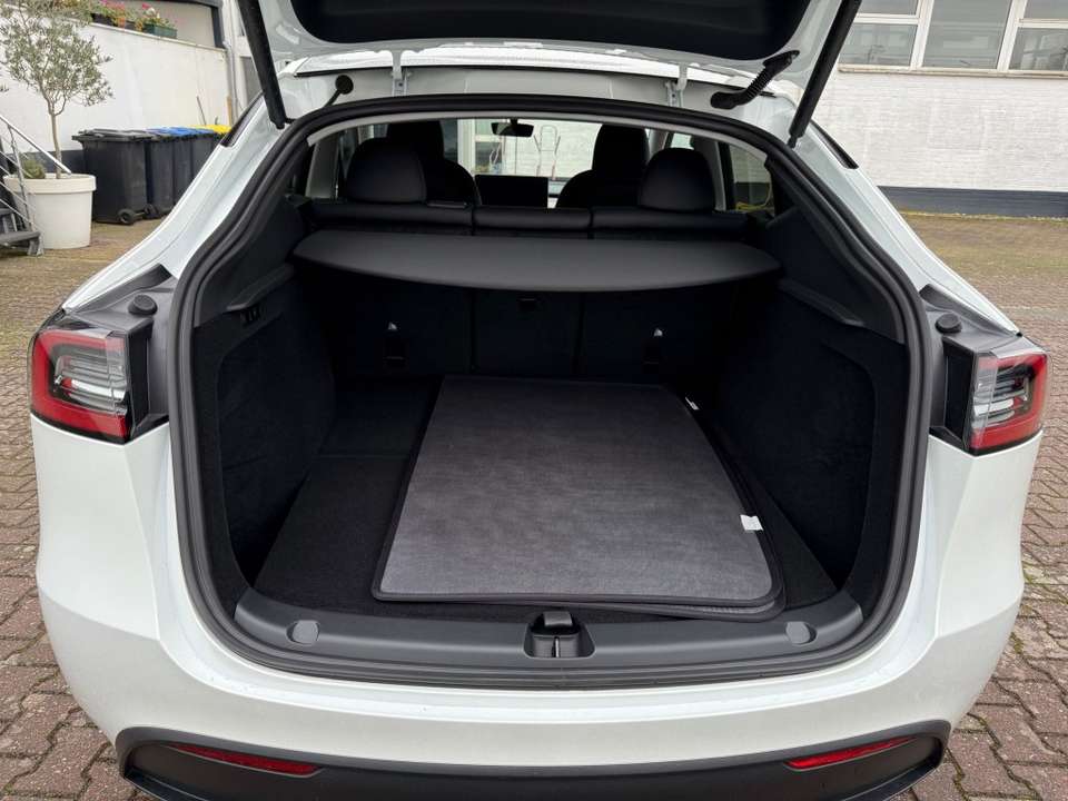 Tesla Model Y - Imagem 20