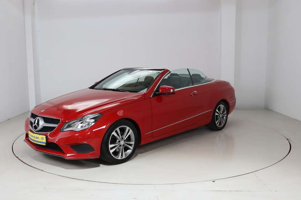 Mercedes-Benz E 200 - Imagem 1