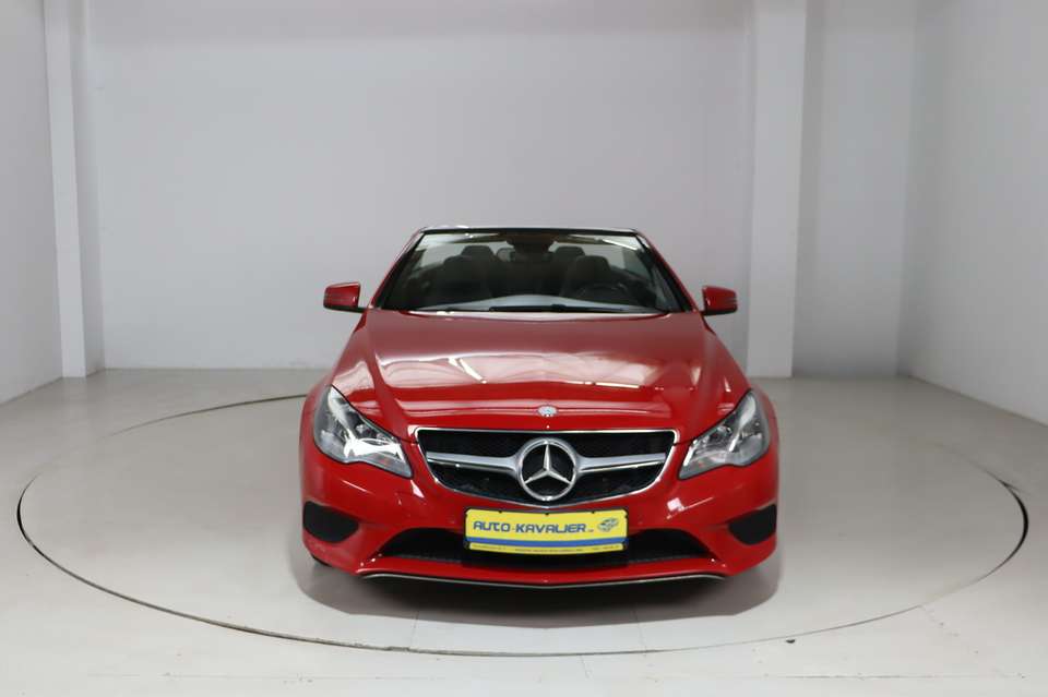 Mercedes-Benz E 200 - Imagem 3