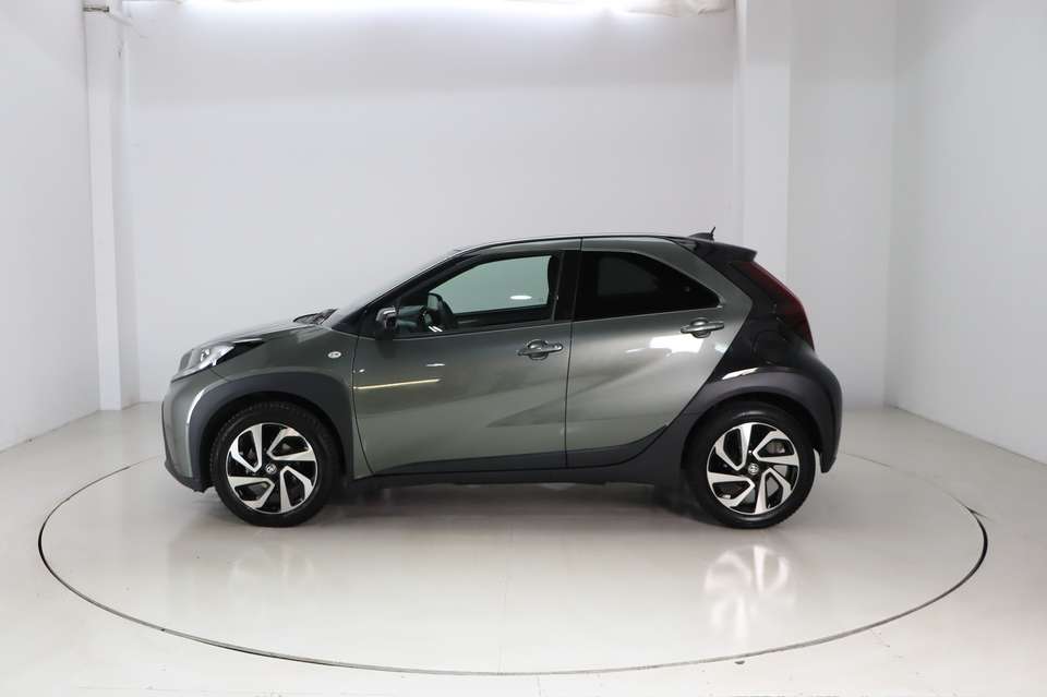 Toyota Aygo X - Imagem 4