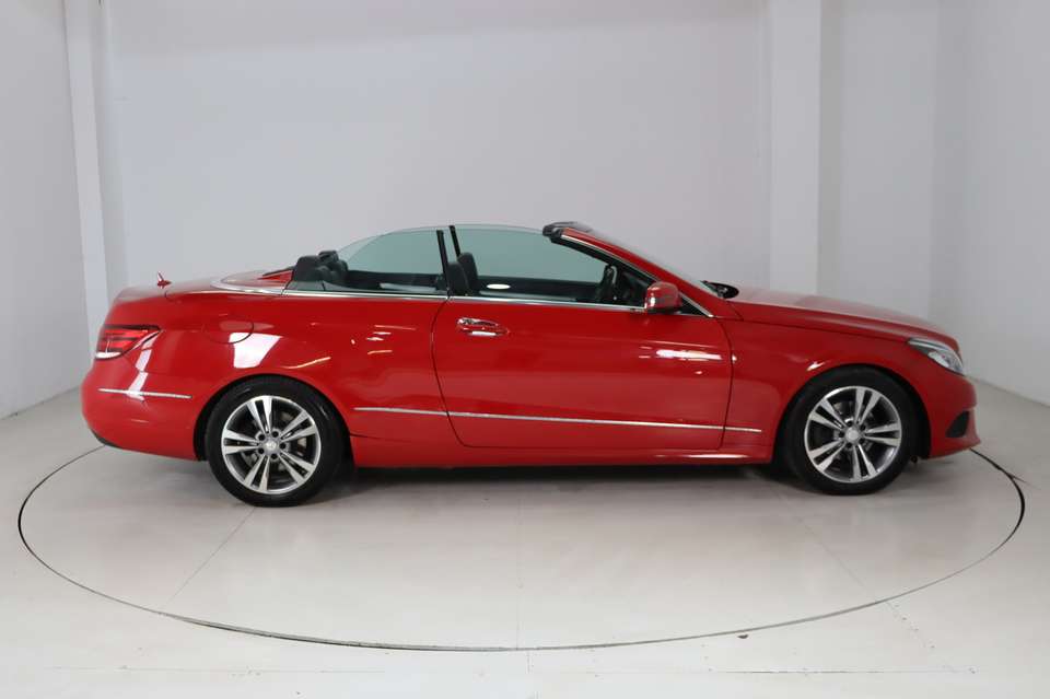 Mercedes-Benz E 200 - Imagem 7