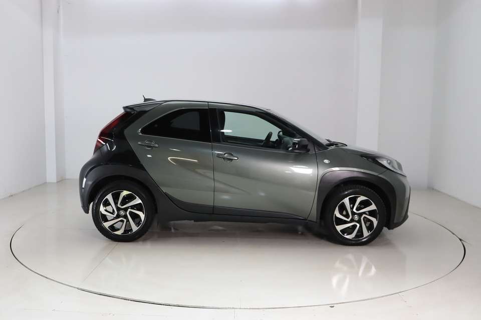 Toyota Aygo X - Imagem 6
