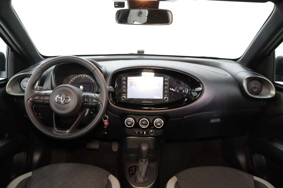 Toyota Aygo X - Imagem 9