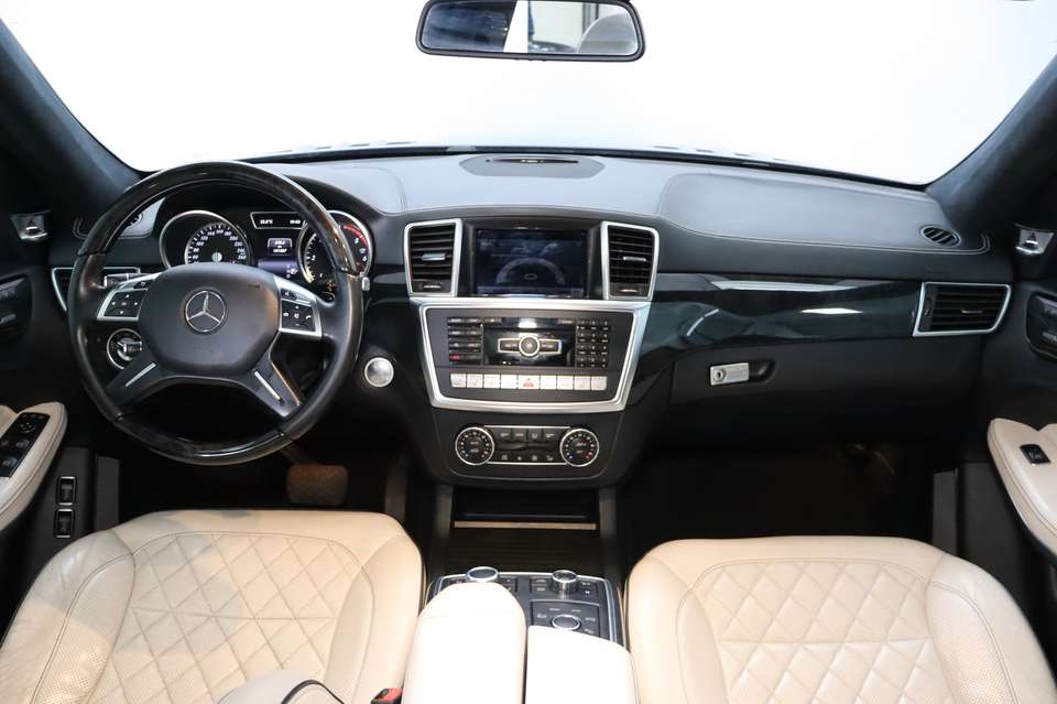 Mercedes-Benz GL 350 - Imagem 10