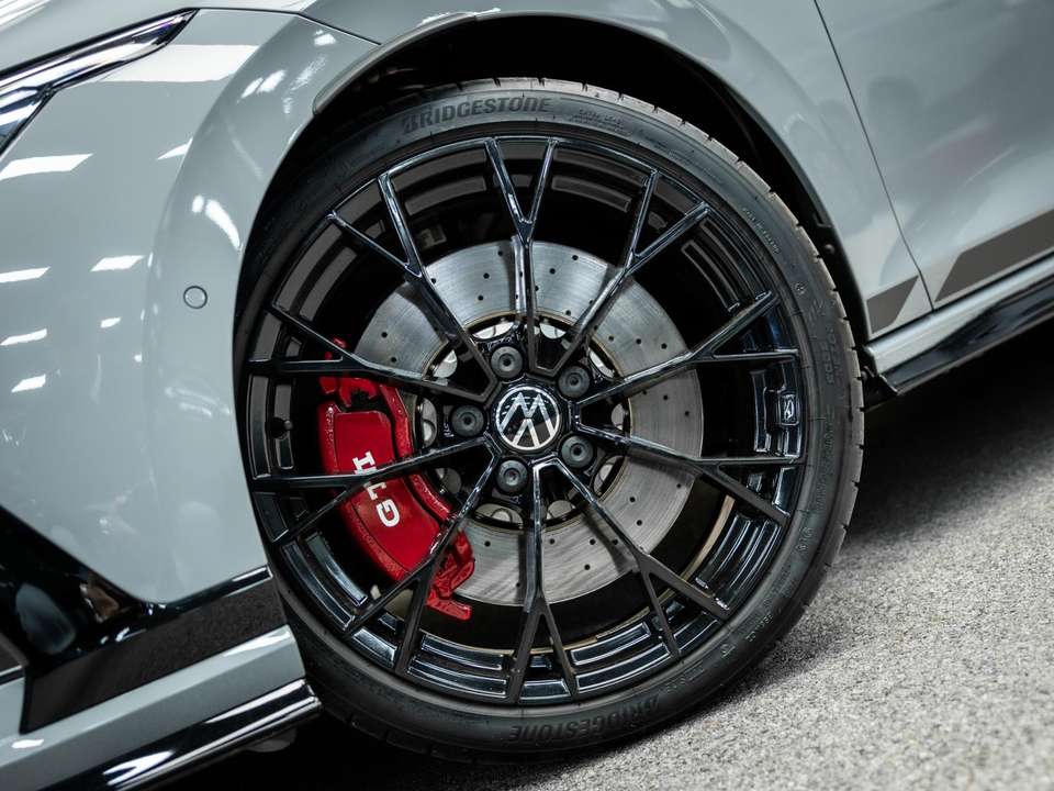 Volkswagen Golf GTI - Imagem 2