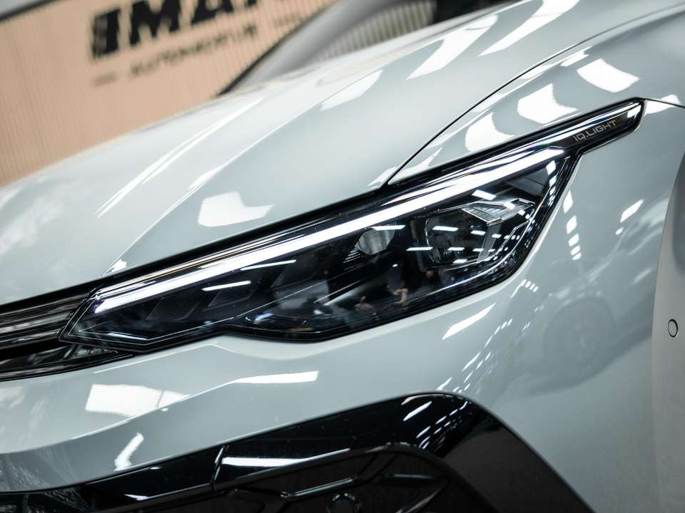 Volkswagen Golf GTI - Imagem 8