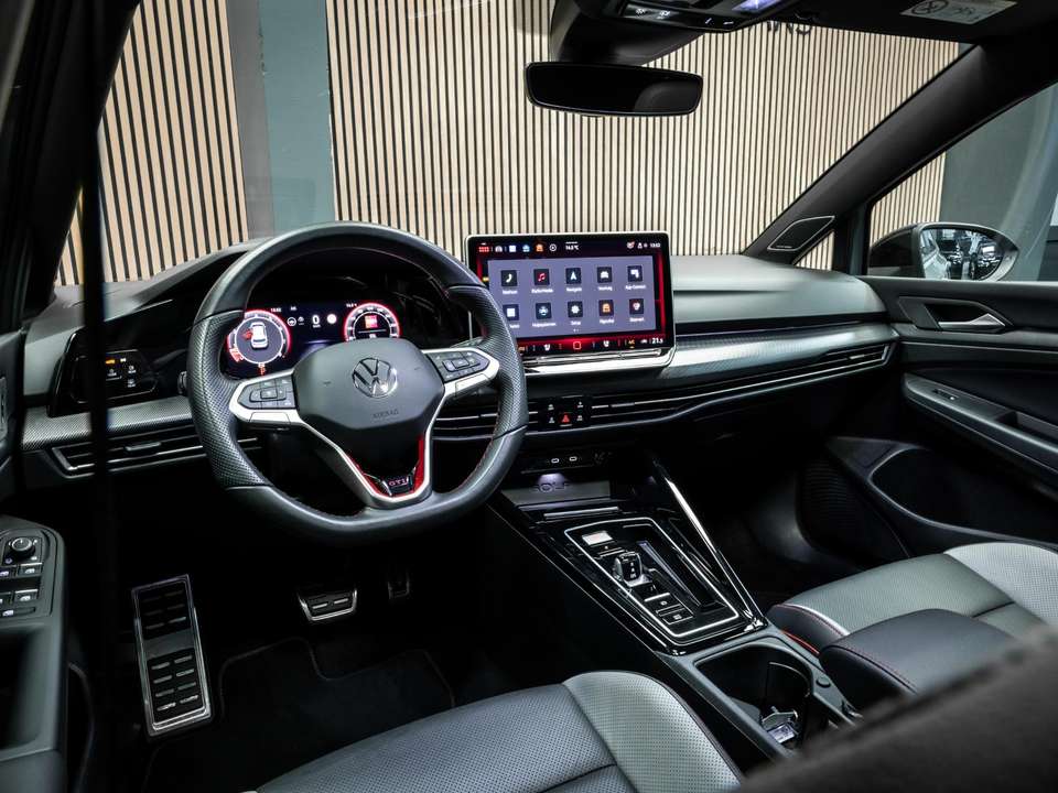 Volkswagen Golf GTI - Imagem 16