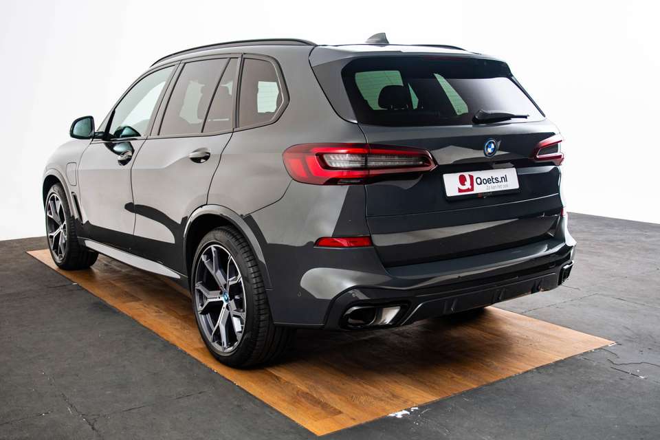 BMW X5 - Imagem 12