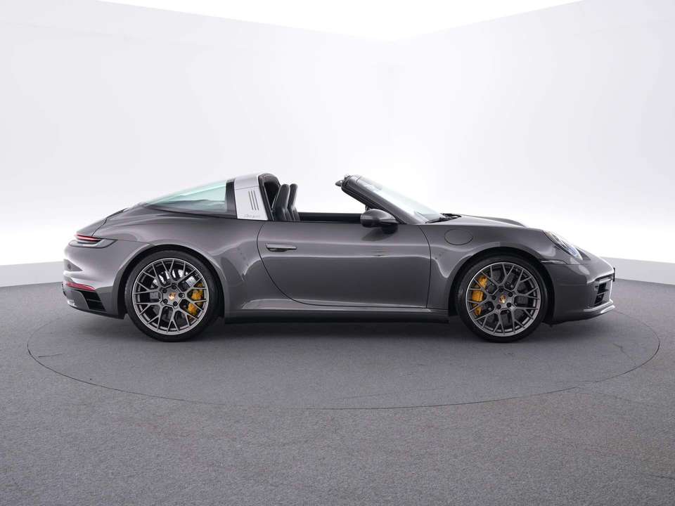 Porsche 992 - Imagem 6