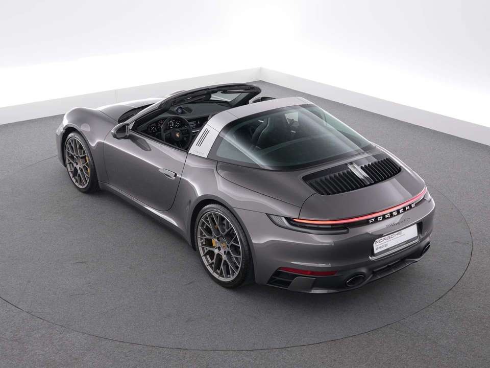 Porsche 992 - Imagem 10