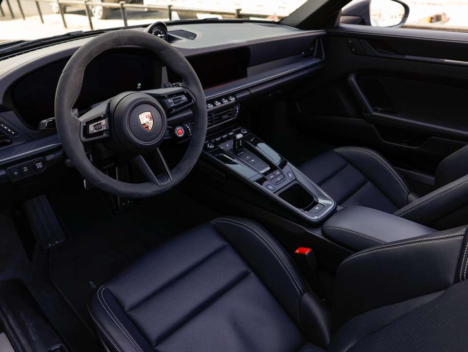 Porsche 992 - Imagem 5