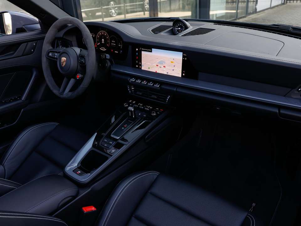 Porsche 992 - Imagem 7