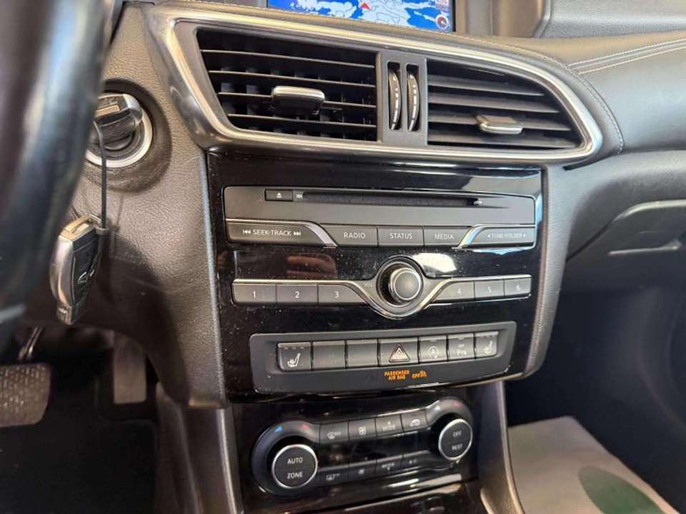 Infiniti Q30 - Imagem 10