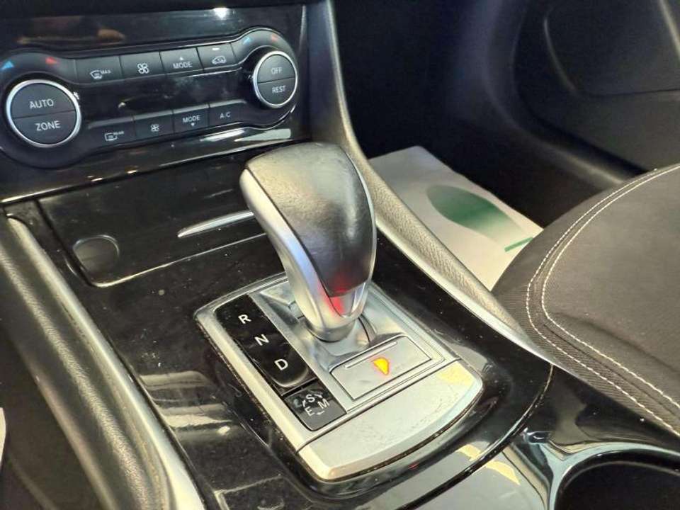 Infiniti Q30 - Imagem 11