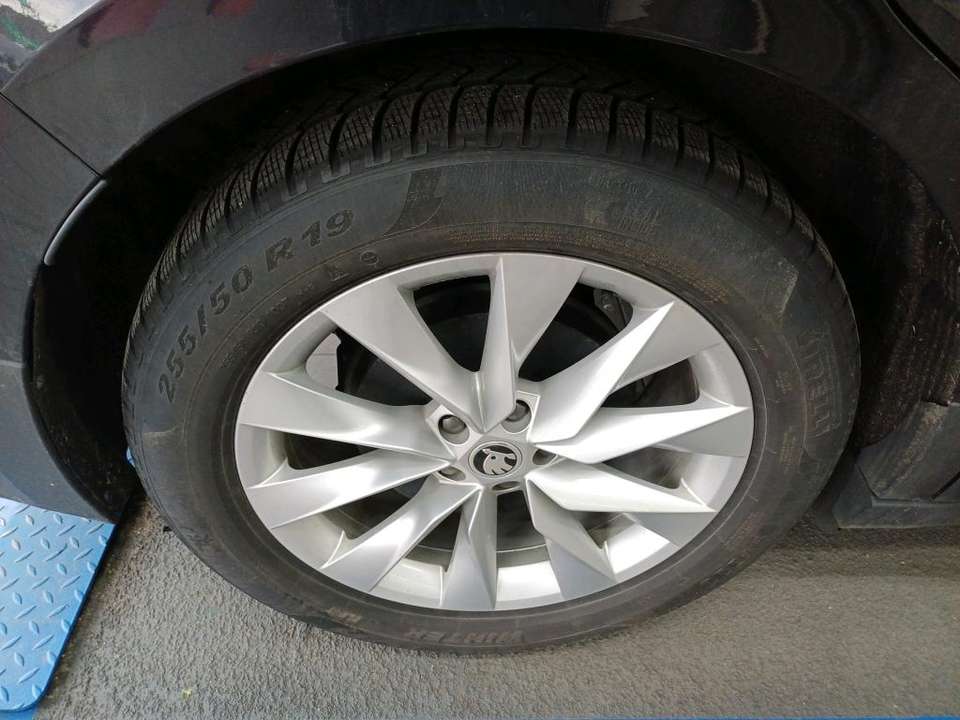 Skoda Enyaq - Imagem 6