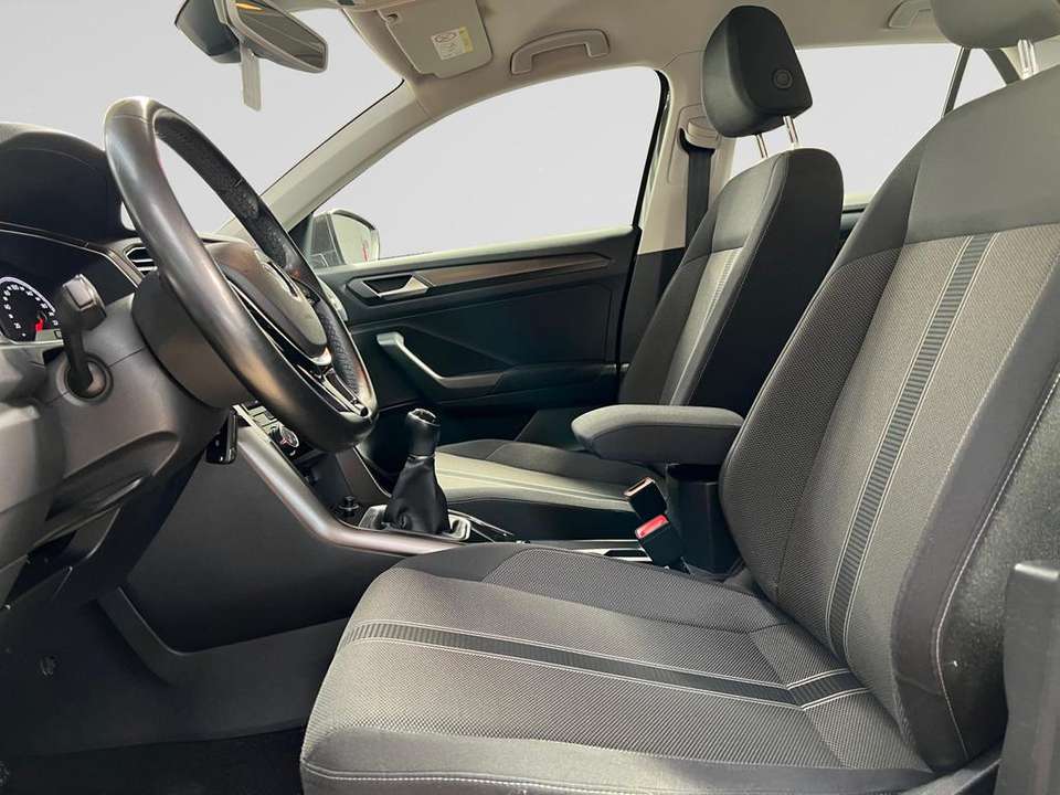 Volkswagen T-Roc - Imagem 6