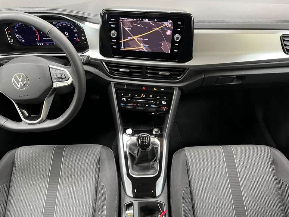 Volkswagen T-Roc - Imagem 10