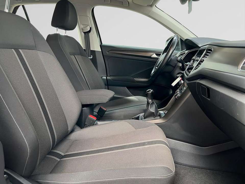 Volkswagen T-Roc - Imagem 14