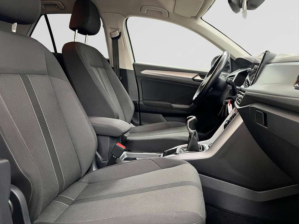 Volkswagen T-Roc - Imagem 13