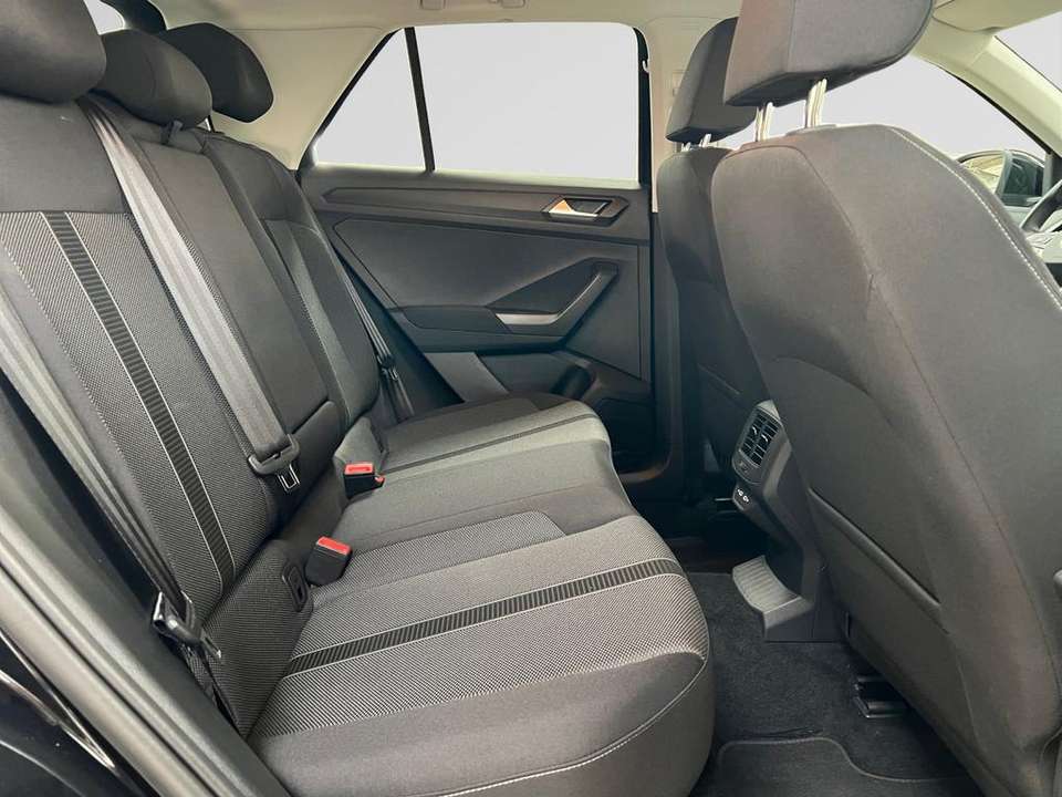 Volkswagen T-Roc - Imagem 15